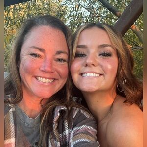 Meet your Posher, Lanie